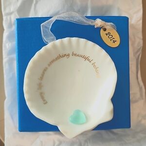 Hallmark (New) Keepsake Christmas Tree Ornament